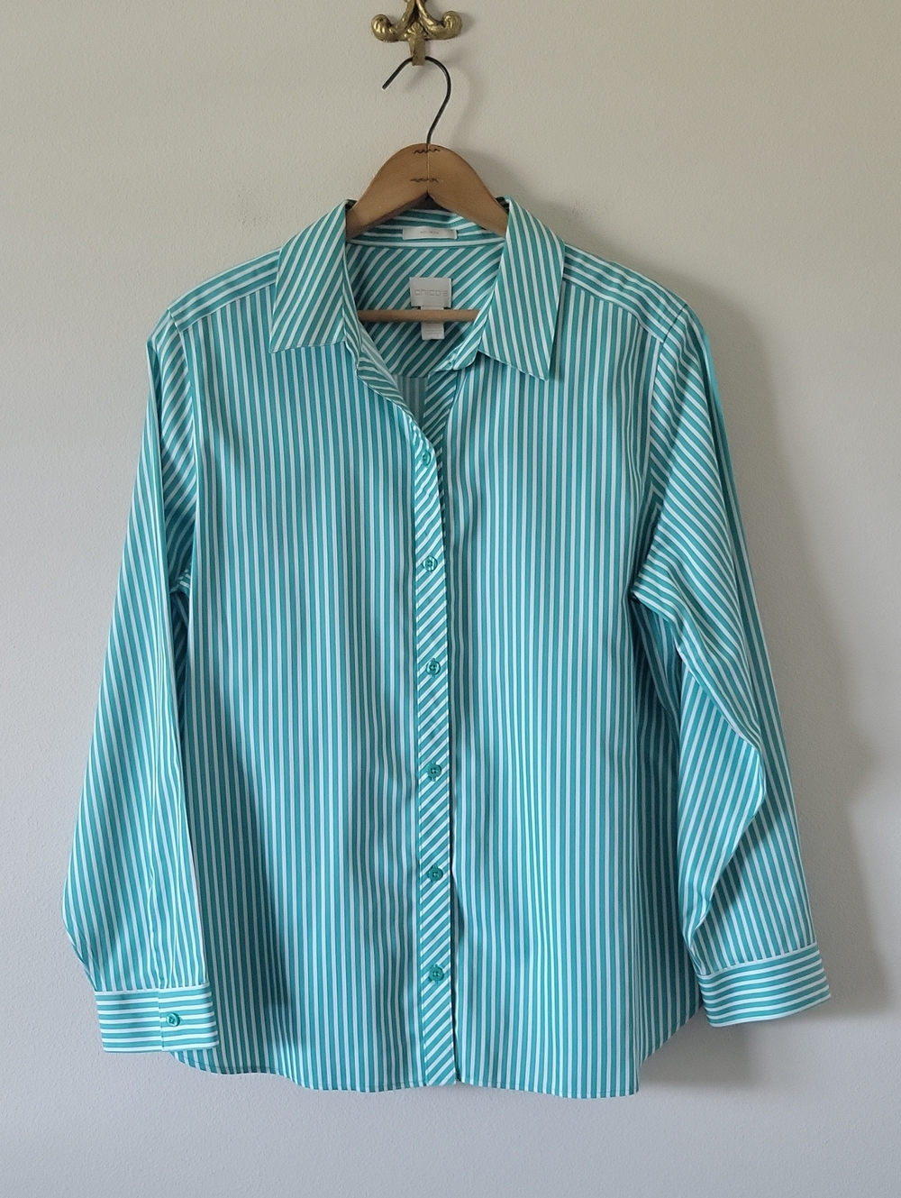 Chico's Green White Striped No Iron Button Down Size Large